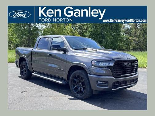 Granite Crystal Metallic Clearcoat 2025 RAM 1500 Laramie