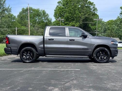 Granite Crystal Metallic Clearcoat 2025 RAM 1500 Laramie