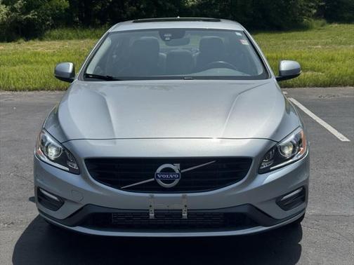 2017 Volvo S60 T5 Dynamic