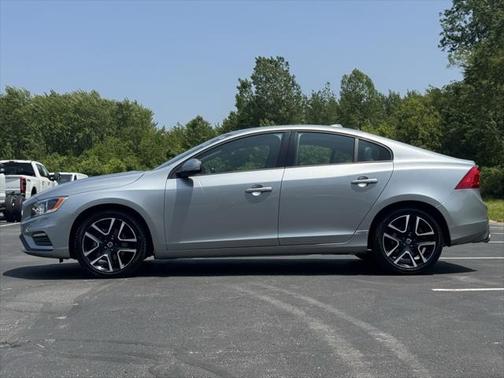 2017 Volvo S60 T5 Dynamic