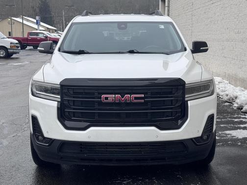 2022 GMC Acadia FWD SLT