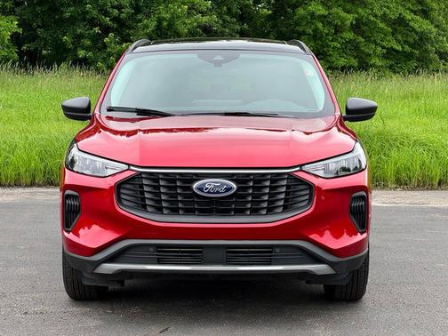 RAPID RED MET TINTED CC 2026 Ford Escape Active