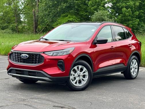 RAPID RED MET TINTED CC 2026 Ford Escape Active