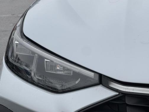 2025 Ford Escape PHEV SE