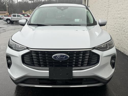 2025 Ford Escape PHEV SE