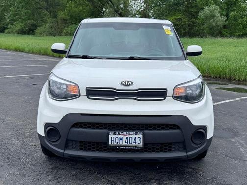 Clear White 2019 Kia Soul Base