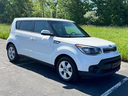 Clear White 2019 Kia Soul Base