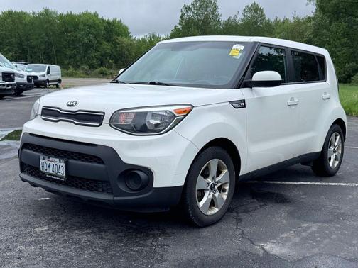 Clear White 2019 Kia Soul Base