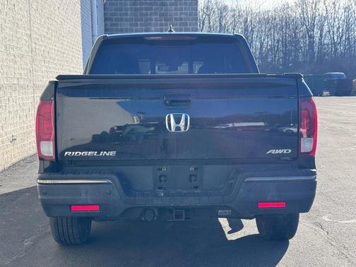 2017 Honda Ridgeline Black