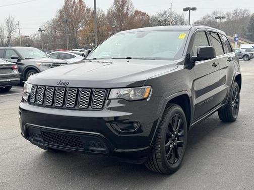 2020 Jeep Grand Cherokee Altitude