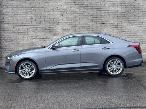 2022 Cadillac CT4 Premium Luxury