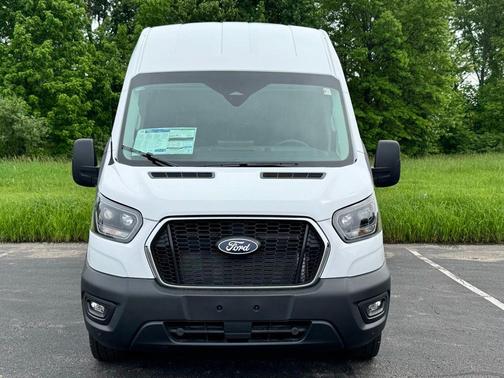 OXFORD WHITE 2026 Ford Transit-350 Base