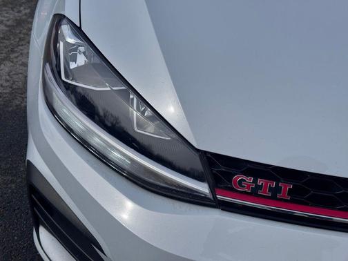 2019 Volkswagen Golf GTI 2.0T S 4-Door