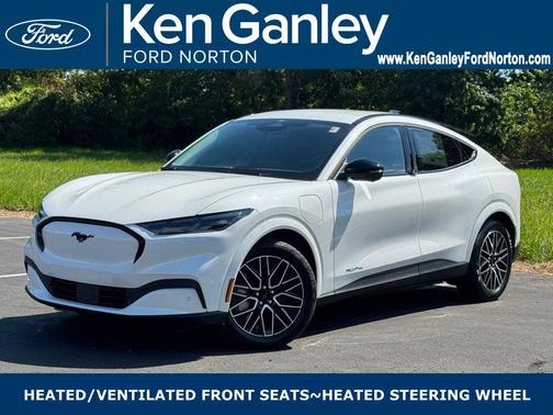 2025 Ford Mustang Mach-E Premium