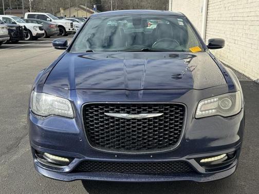 2017 Chrysler 300 S