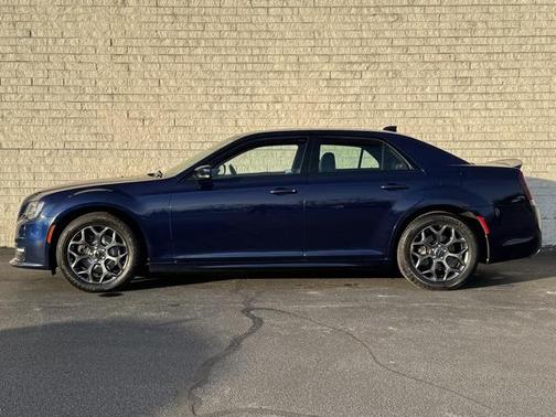 2017 Chrysler 300 S