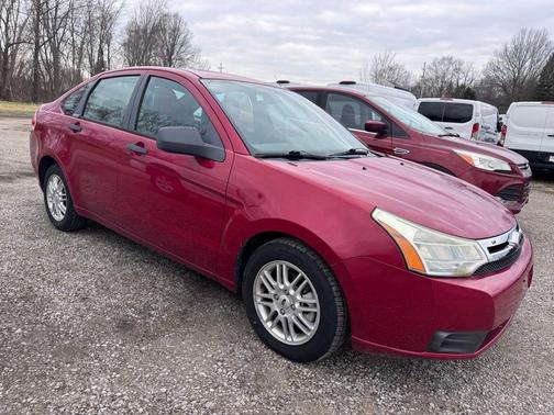 Sangria Red Clearcoat Metallic 2009 Ford Focus SE