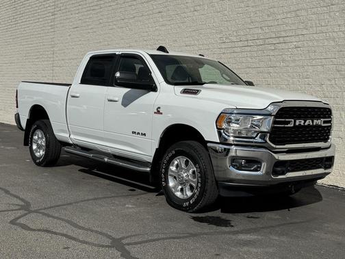 2022 RAM 2500 Big Horn Crew Cab 4x4 6'4' Box