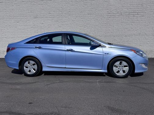 2012 Hyundai SONATA Hybrid Base