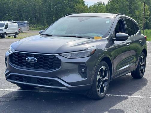 CARBONIZED GRAY METALLIC 2023 Ford Escape ST-Line Select