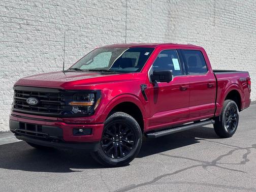 RUBY RED METALLIC TINTED CC 2026 Ford F-150 XLT