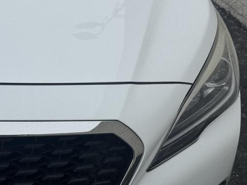 2017 Hyundai SONATA Hybrid SE