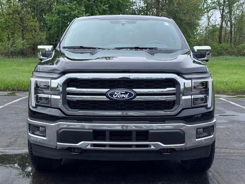 AGATE BLACK METALLIC 2026 Ford F-150 Lariat