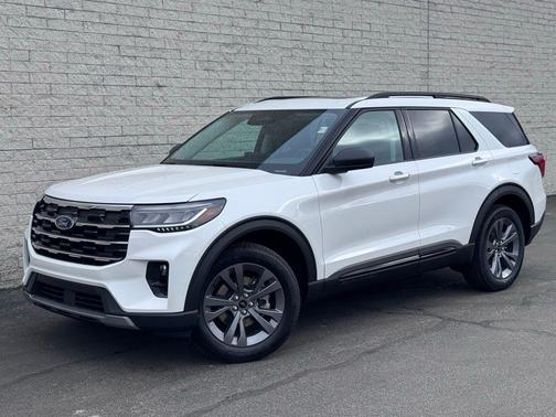 2026 Ford Explorer Active w/200A Pkg