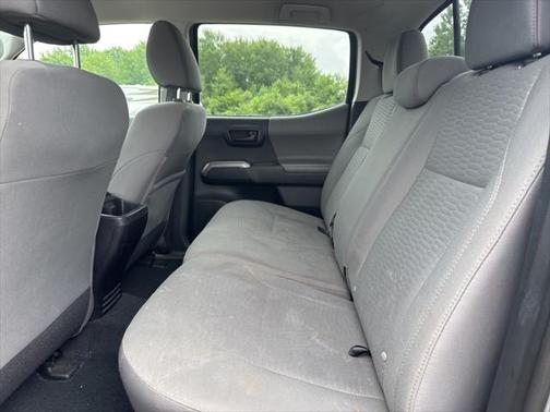 2016 Toyota Tacoma SR5