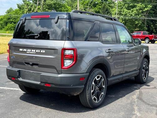 CARBONIZED GRAY METALLIC 2023 Ford Bronco Sport Outer Banks