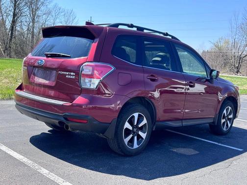 Venetian Red Pearl 2017 Subaru Forester 2.5i Limited