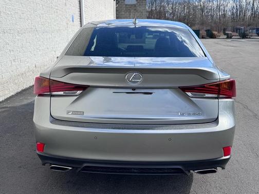 2018 Lexus IS 350 Base