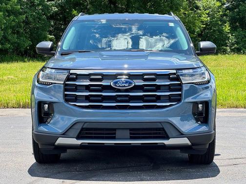 Vapor Blue Metallic 2026 Ford Explorer Active