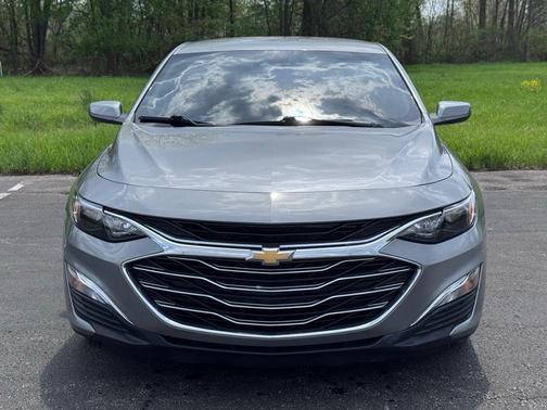 Sterling Gray Metallic 2025 Chevrolet Malibu 1LS