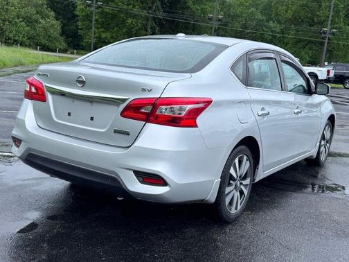 Brilliant Silver Metallic 2019 Nissan Sentra SV