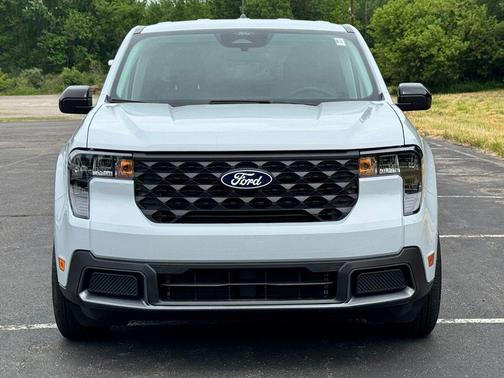 SPACE WHITE METALLIC 2026 Ford Maverick XLT