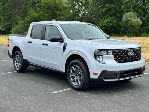 SPACE WHITE METALLIC 2026 Ford Maverick XLT