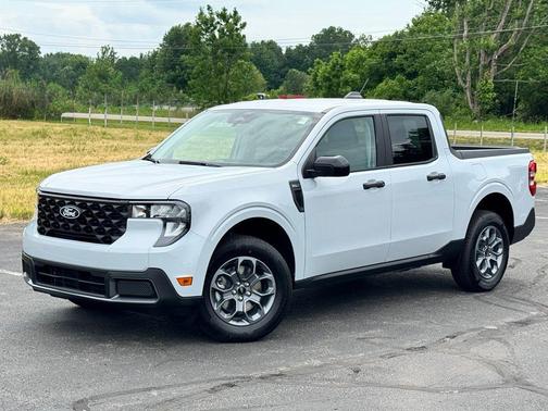 SPACE WHITE METALLIC 2026 Ford Maverick XLT