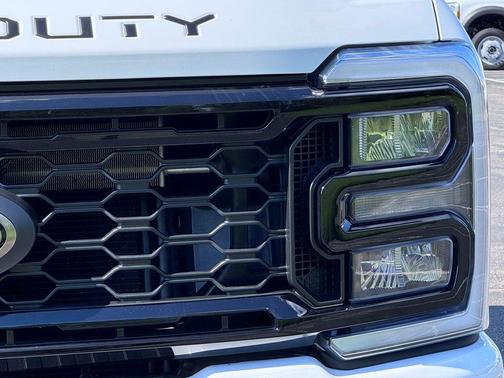 OXFORD WHITE 2025 Ford F-350 XLT