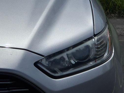 INGOT SILVER METALLIC 2013 Ford Fusion SE