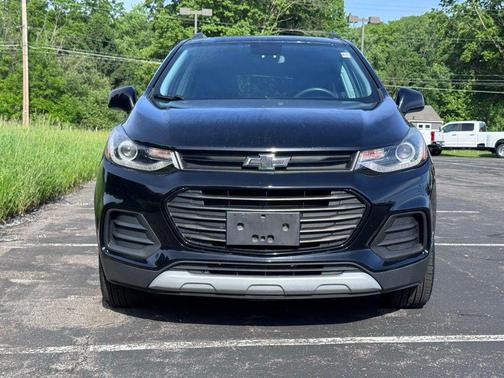 Mosaic Black Metallic 2018 Chevrolet Trax LT