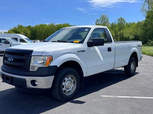 OXFORD WHITE 2013 Ford F-150 XL