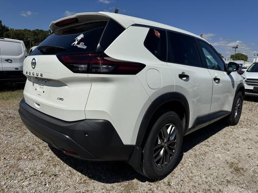 2021 Nissan Rogue S