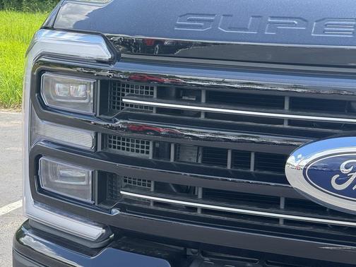 2025 Ford F-350 Platinum
