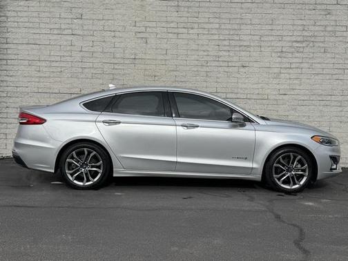 2019 Ford Fusion Hybrid Titanium