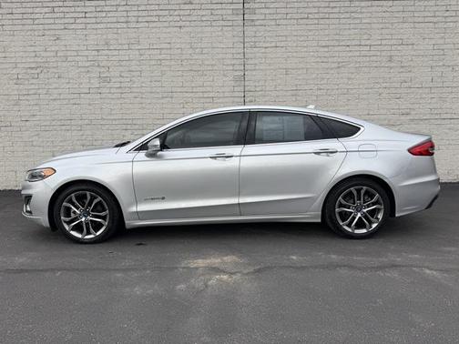 2019 Ford Fusion Hybrid Titanium
