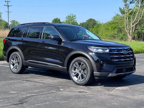 AGATE BLACK METALLIC 2026 Ford Explorer Active
