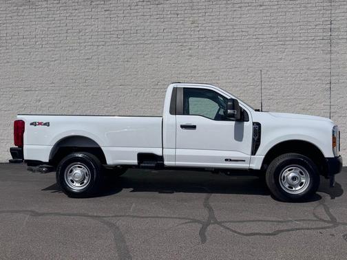 2025 Ford F-250 XL