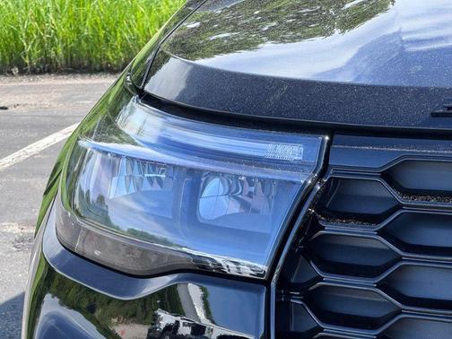 AGATE BLACK METALLIC 2026 Ford Explorer ST