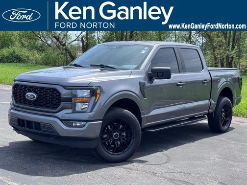 CARBONIZED GRAY METALLIC 2023 Ford F-150 XL